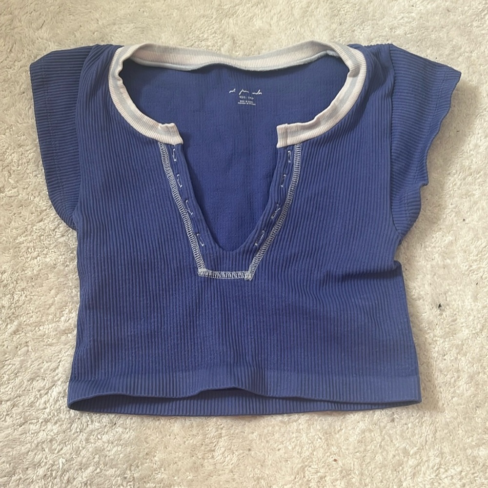 urban outfitters go for gold top